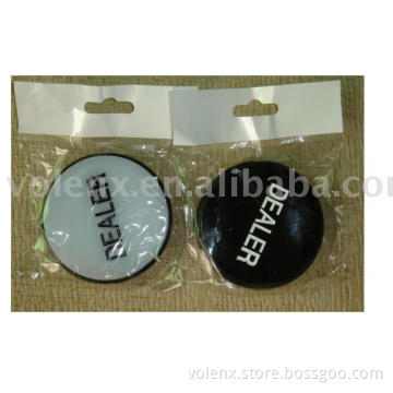 Big dealer button